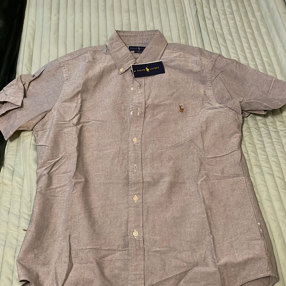 Short sleeve button down